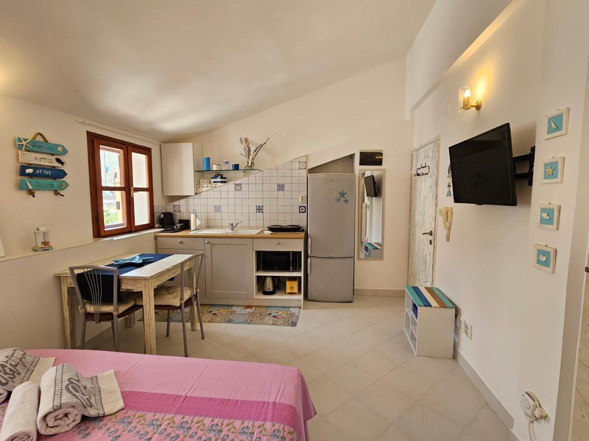 Studio Mare Fuori With Terrace Rovinj Extérieur photo